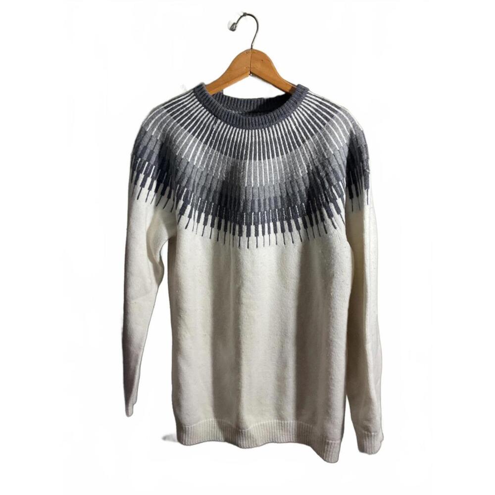 Icewear Minna  White and Gray Merino Wool Blend Knit Sweater XL